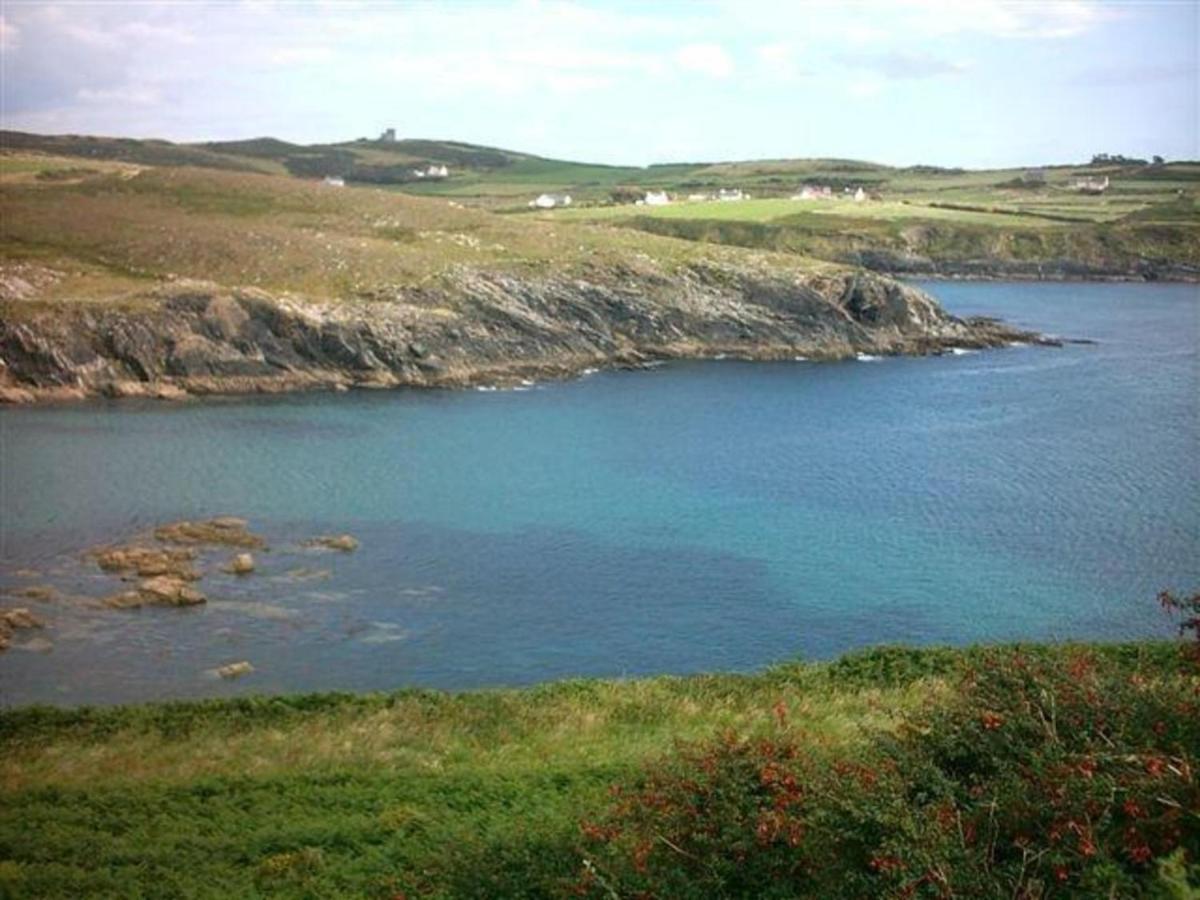 Lovely Sea View Apartment In Rineen - 4 Guests Skibbereen Extérieur photo